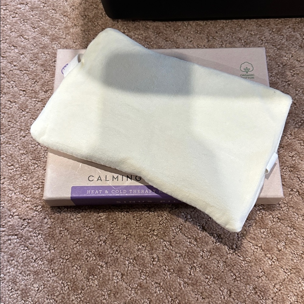 🌸 ALLEVA ORGANICS CALMING SINUS PILLOW NWT
